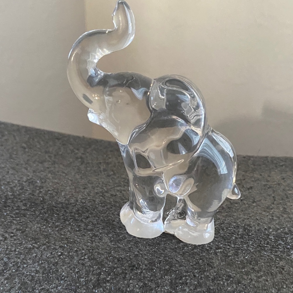 Fenton Crystal Clear Solid Glass Elephant Figurine